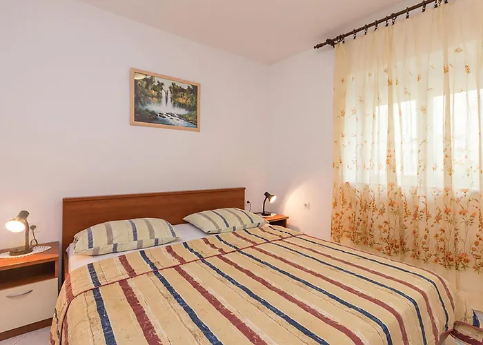 2 Bedroom Awesome In Bibinje
